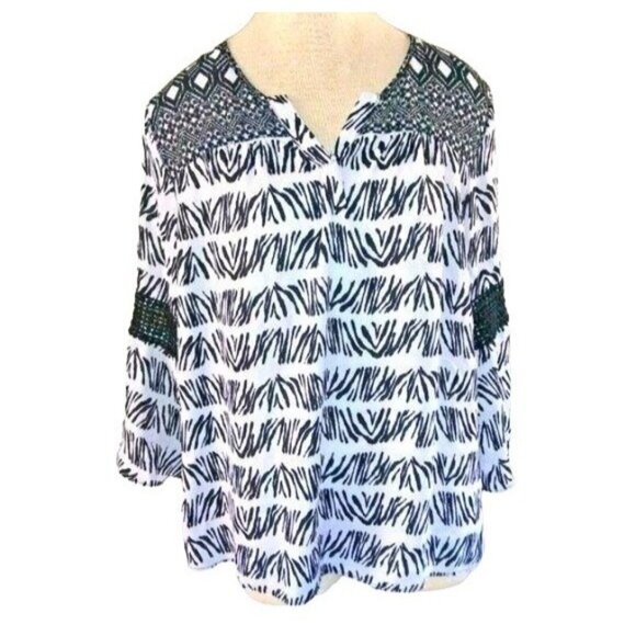 Cato Semi Sheer Zebra Print Crochet Details Bell Sleeve Top Size Large - Picture 2 of 8